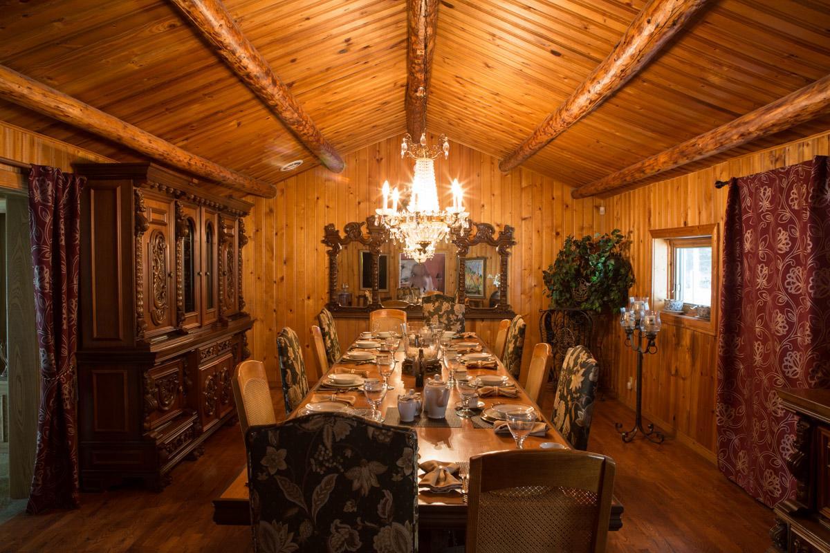 Bed and Breakfast Sleepy Creek Country Manor Bragg Creek Екстер'єр фото