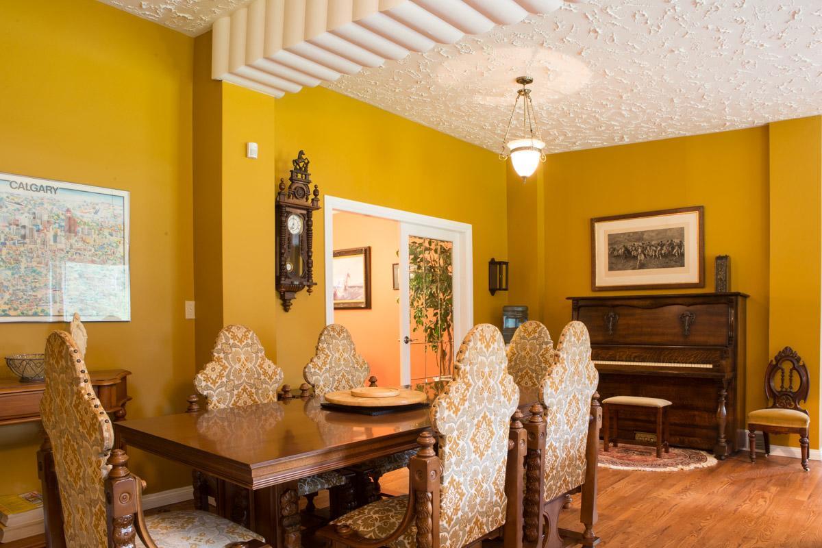 Bed and Breakfast Sleepy Creek Country Manor Bragg Creek Екстер'єр фото