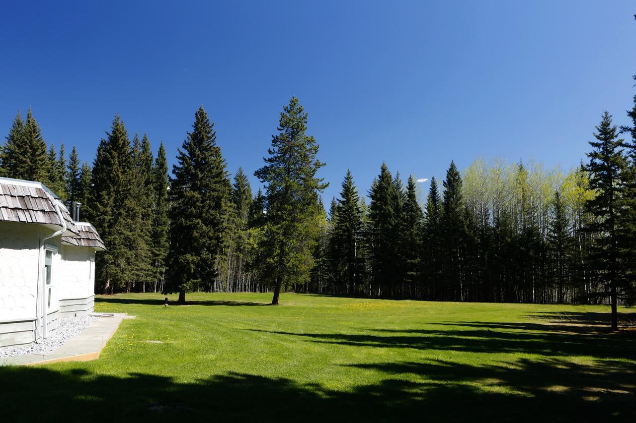 Bed and Breakfast Sleepy Creek Country Manor Bragg Creek Екстер'єр фото